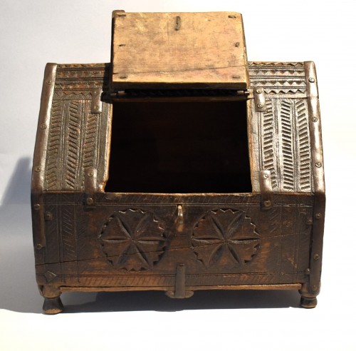 Antiquités - Antique Mughal jewelry box  - India Rajasthan 18th century